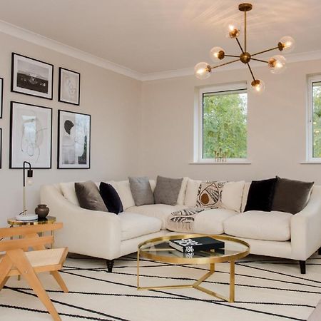 The Sparkford Gardens - Lovely 2Bdr With Balcony Londra Exterior foto
