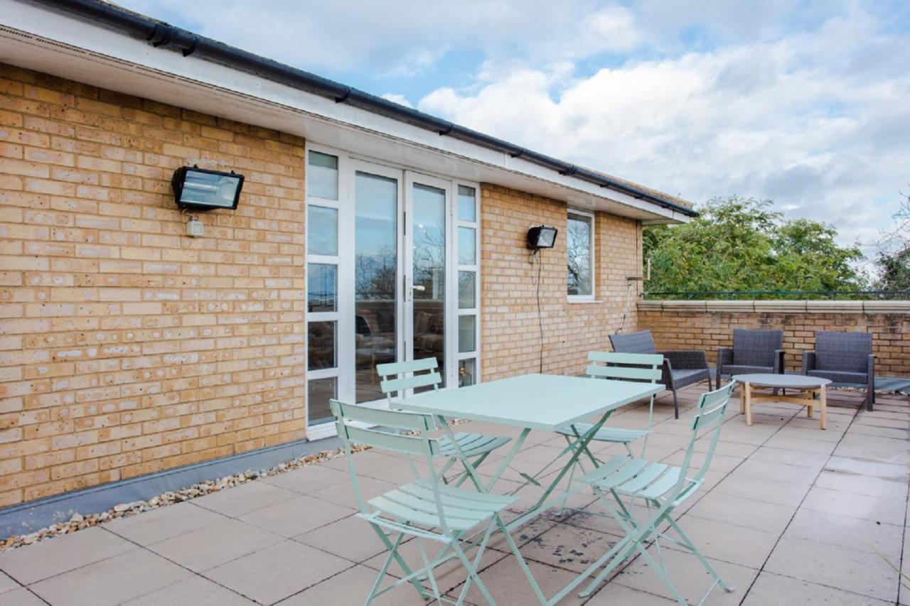 The Sparkford Gardens - Lovely 2Bdr With Balcony Londra Exterior foto