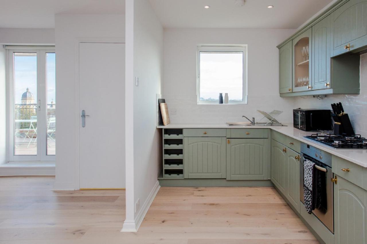 The Sparkford Gardens - Lovely 2Bdr With Balcony Londra Exterior foto