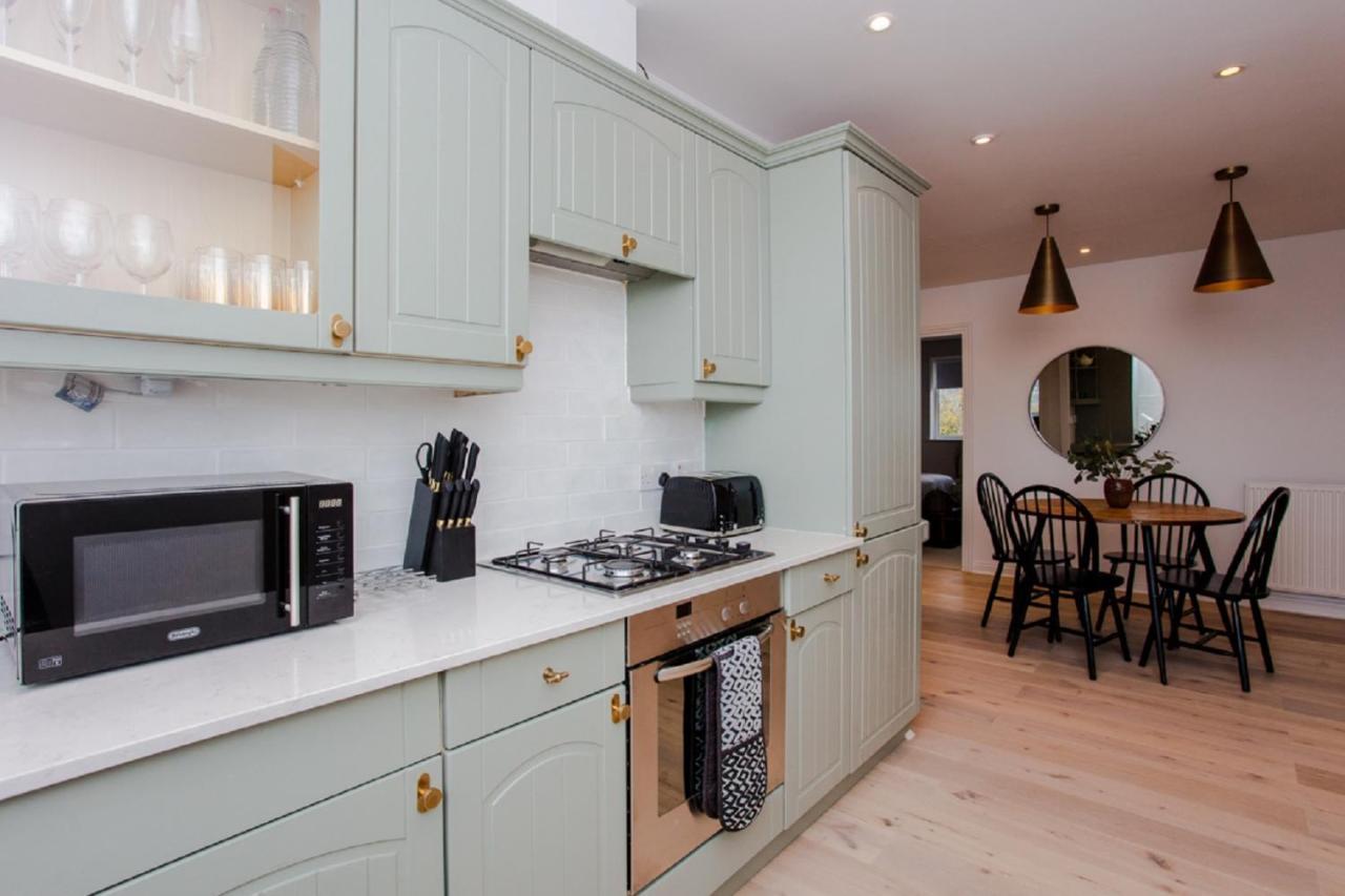 The Sparkford Gardens - Lovely 2Bdr With Balcony Londra Exterior foto