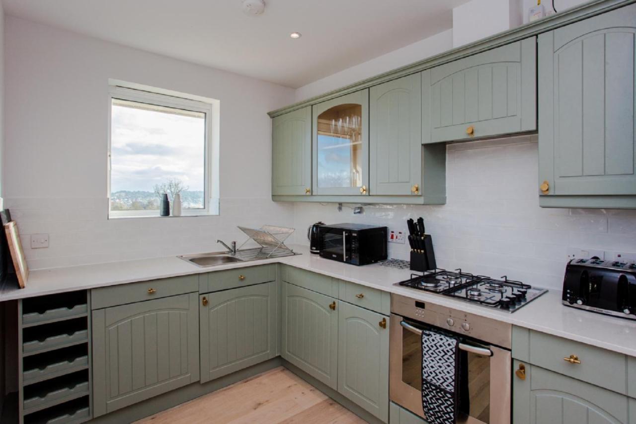 The Sparkford Gardens - Lovely 2Bdr With Balcony Londra Exterior foto